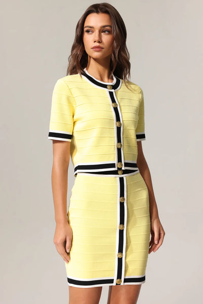 Terela Yuvarlak Yaka Altın Düğmeli Üst Ve Etek İki Parçalı Takım