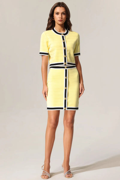 Terela Yuvarlak Yaka Altın Düğmeli Üst Ve Etek İki Parçalı Takım