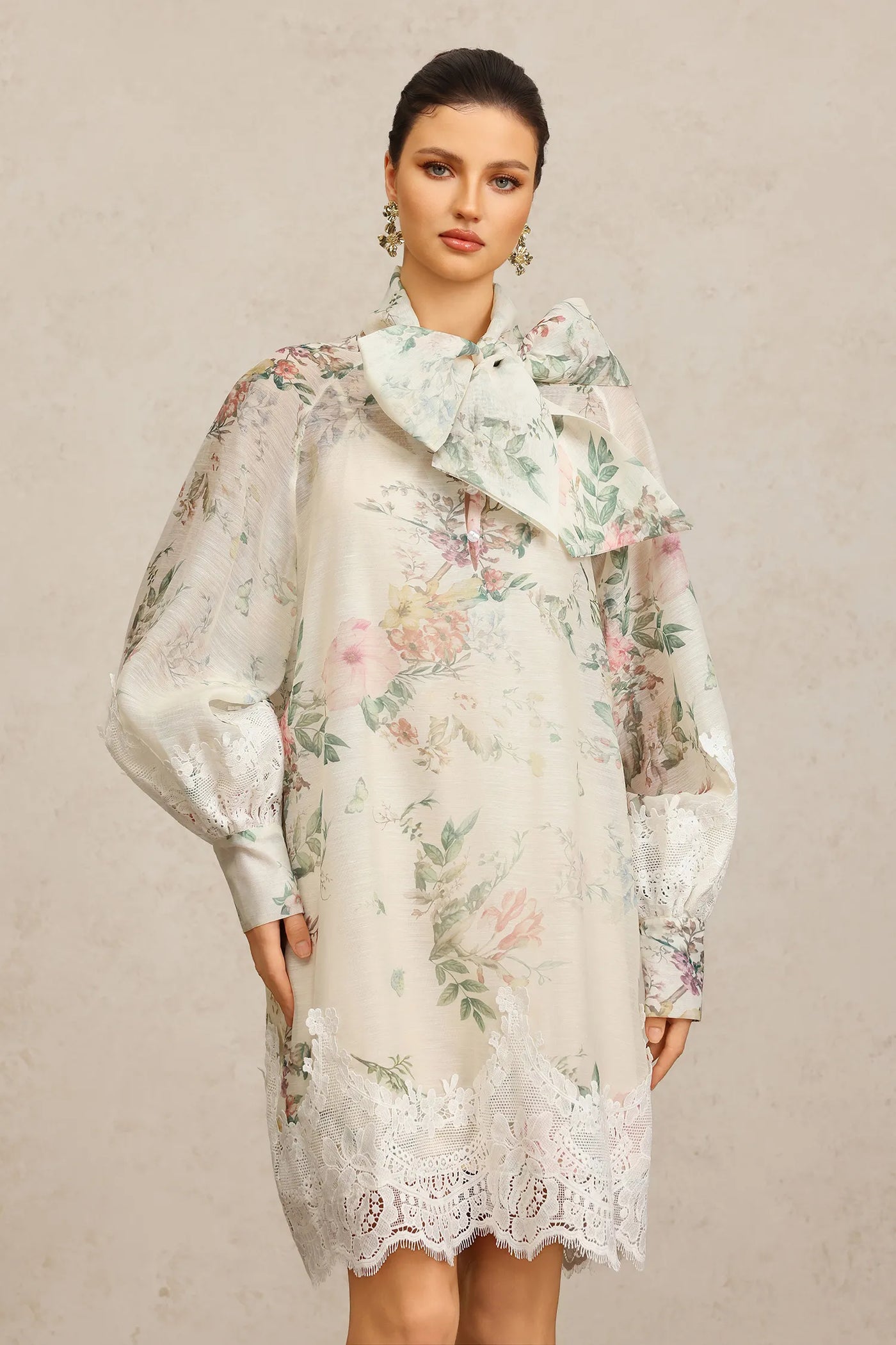 Sareka Uzun Kollu Dantel Uzun Elbise