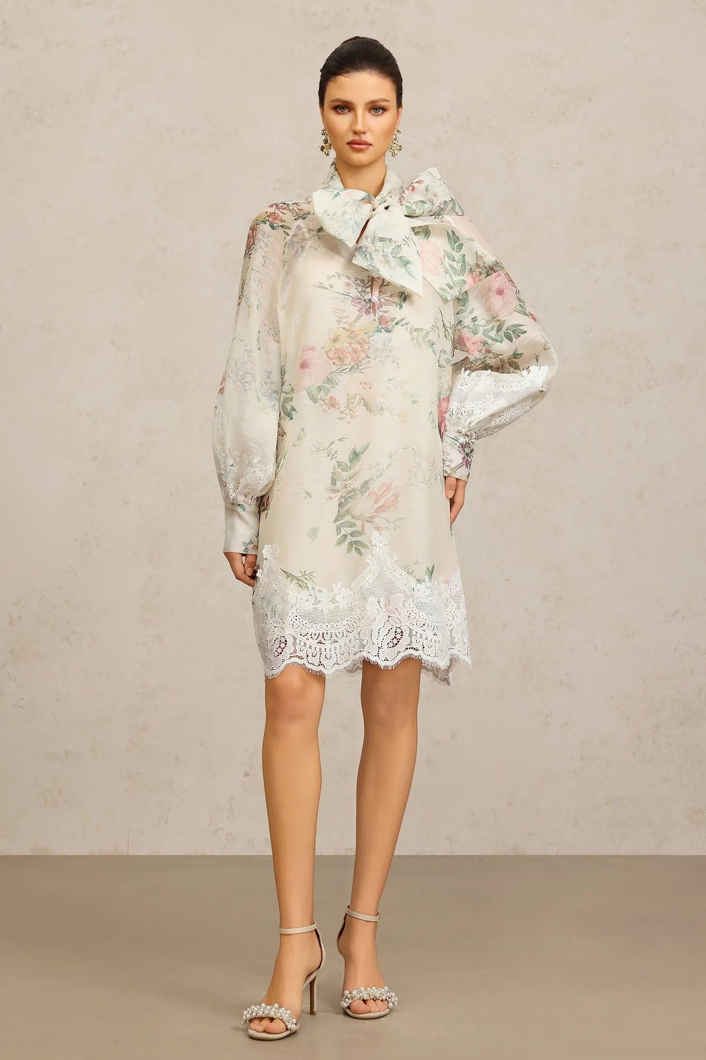 Sareka Uzun Kollu Dantel Uzun Elbise