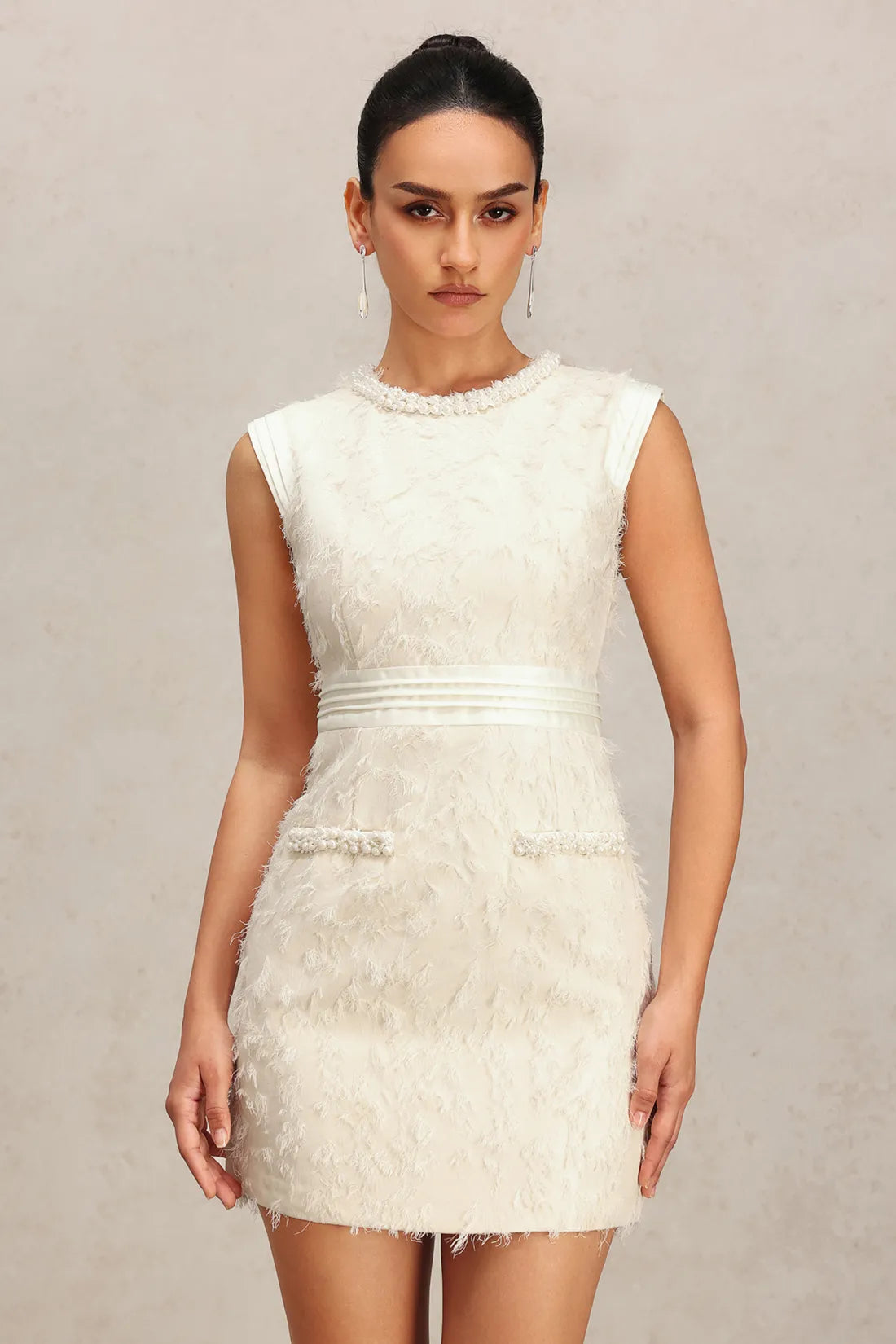 Pamela Kolsuz İnci Püsküllü Mini Elbise