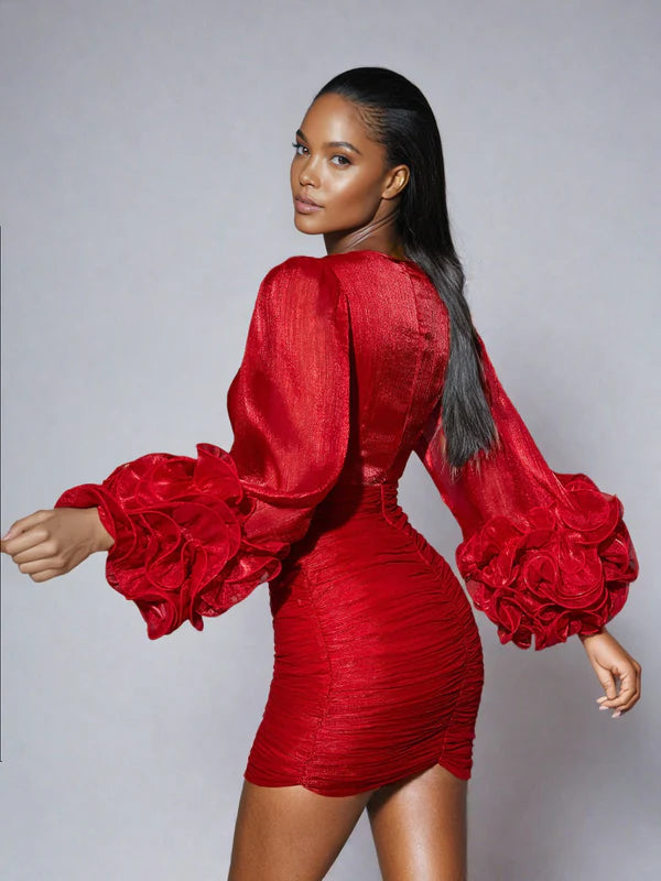 Anneline Kırmızı Büzgülü Mini Elbise