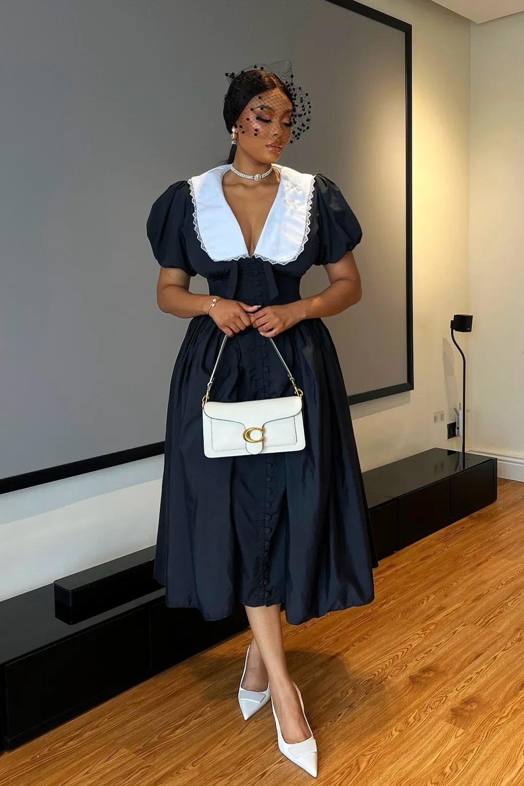 Athena Doll Yaka Puf Kollu Midi Elbise