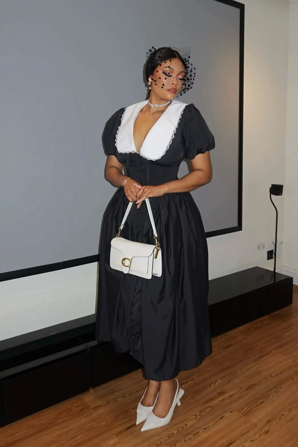 Athena Doll Yaka Puf Kollu Midi Elbise