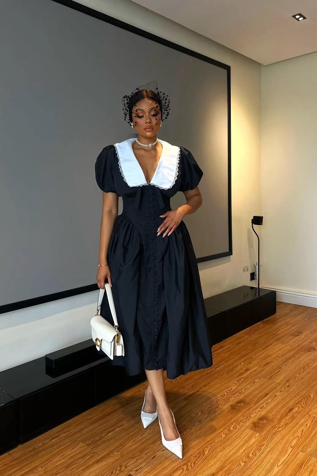 Athena Doll Yaka Puf Kollu Midi Elbise