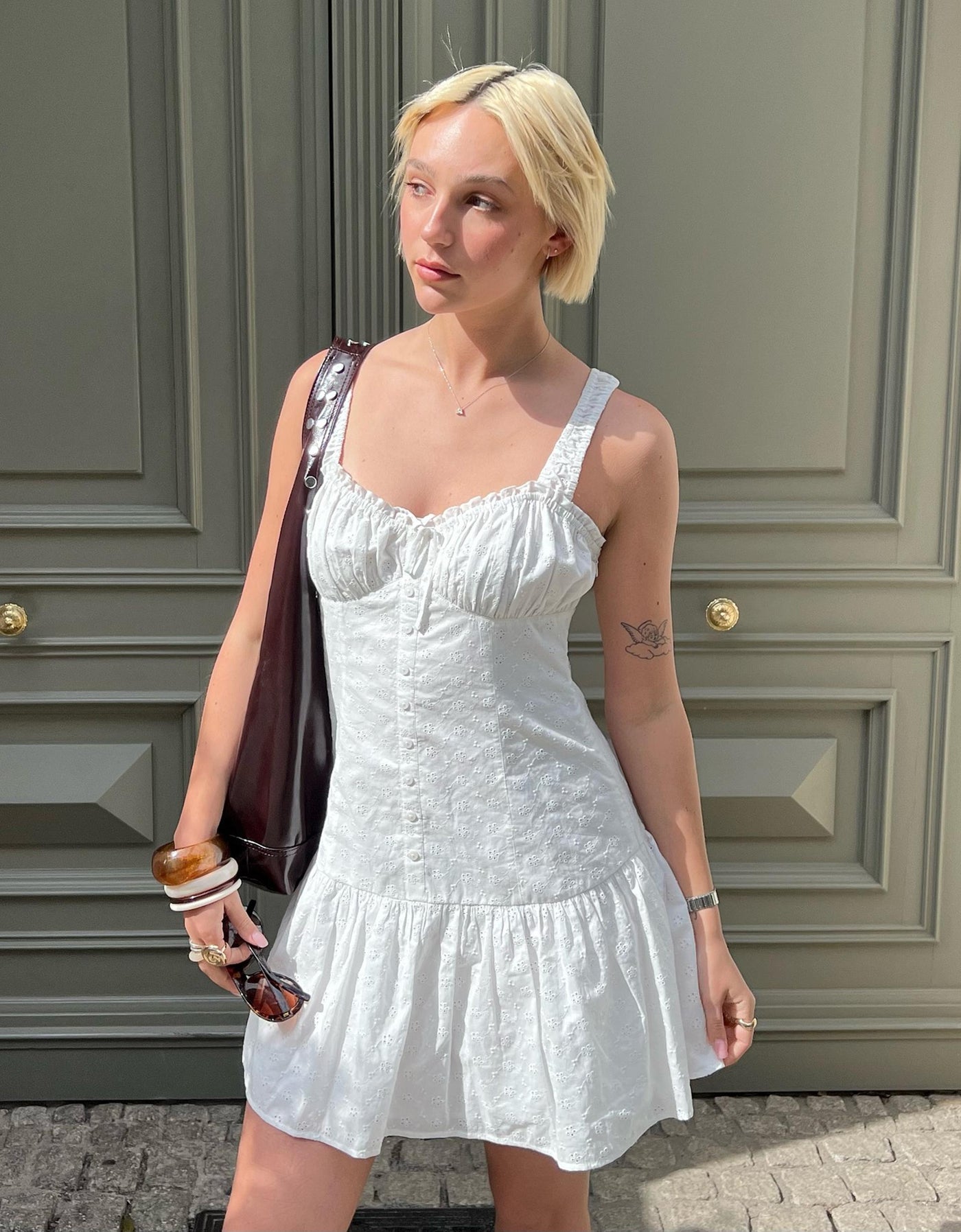 İşlemeli Mini Kloş Elbise