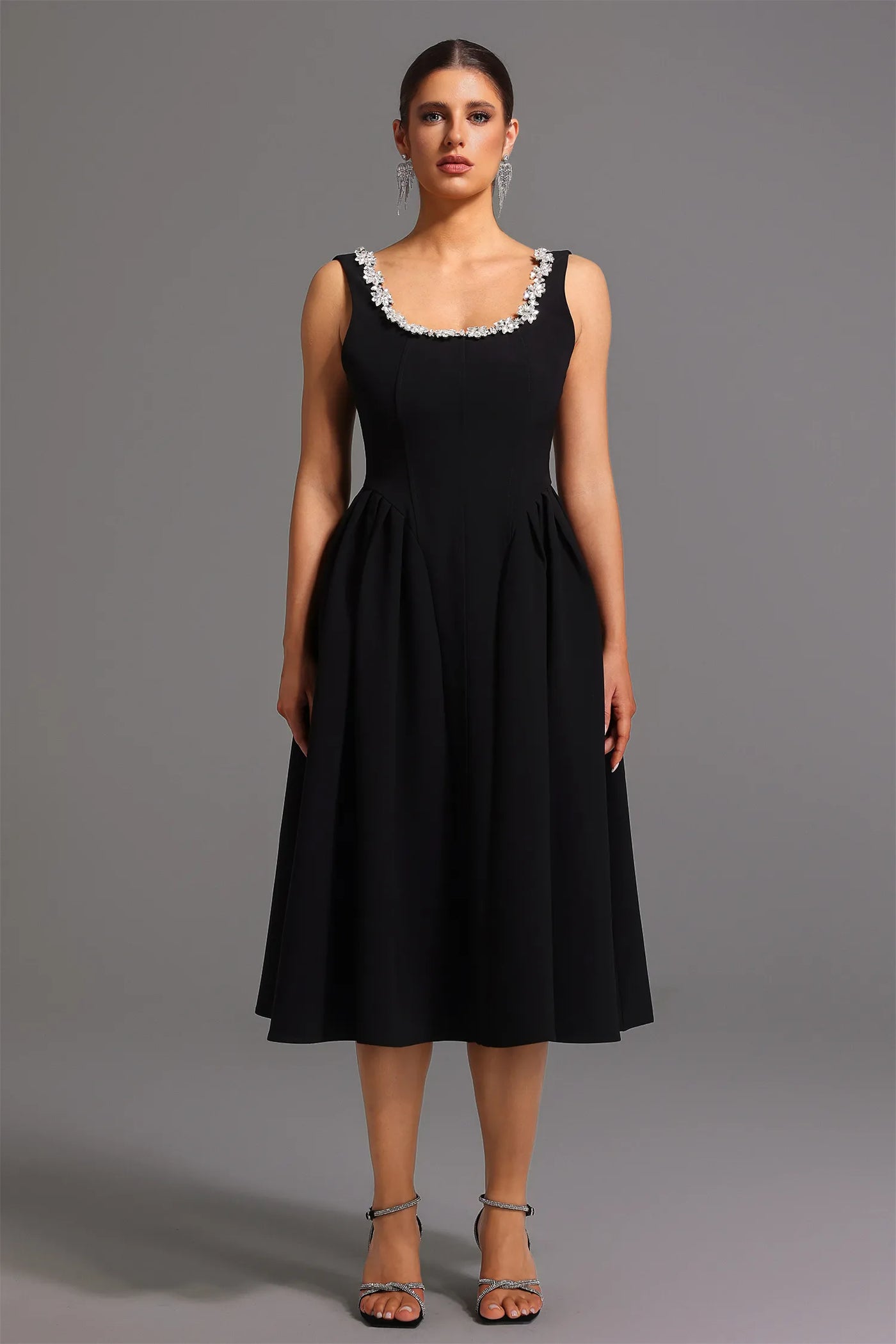 Demere Kolsuz Kare Yaka Elmas Midi Elbise