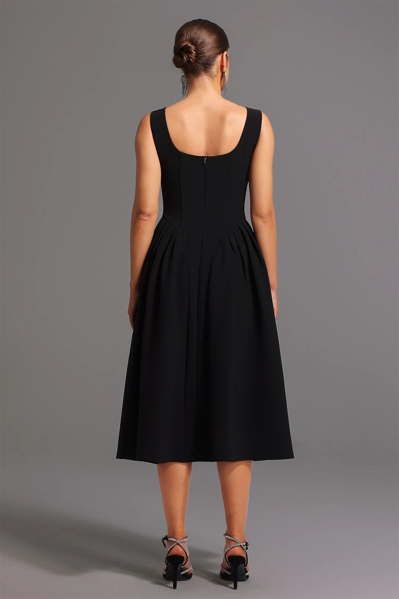 Demere Kolsuz Kare Yaka Elmas Midi Elbise