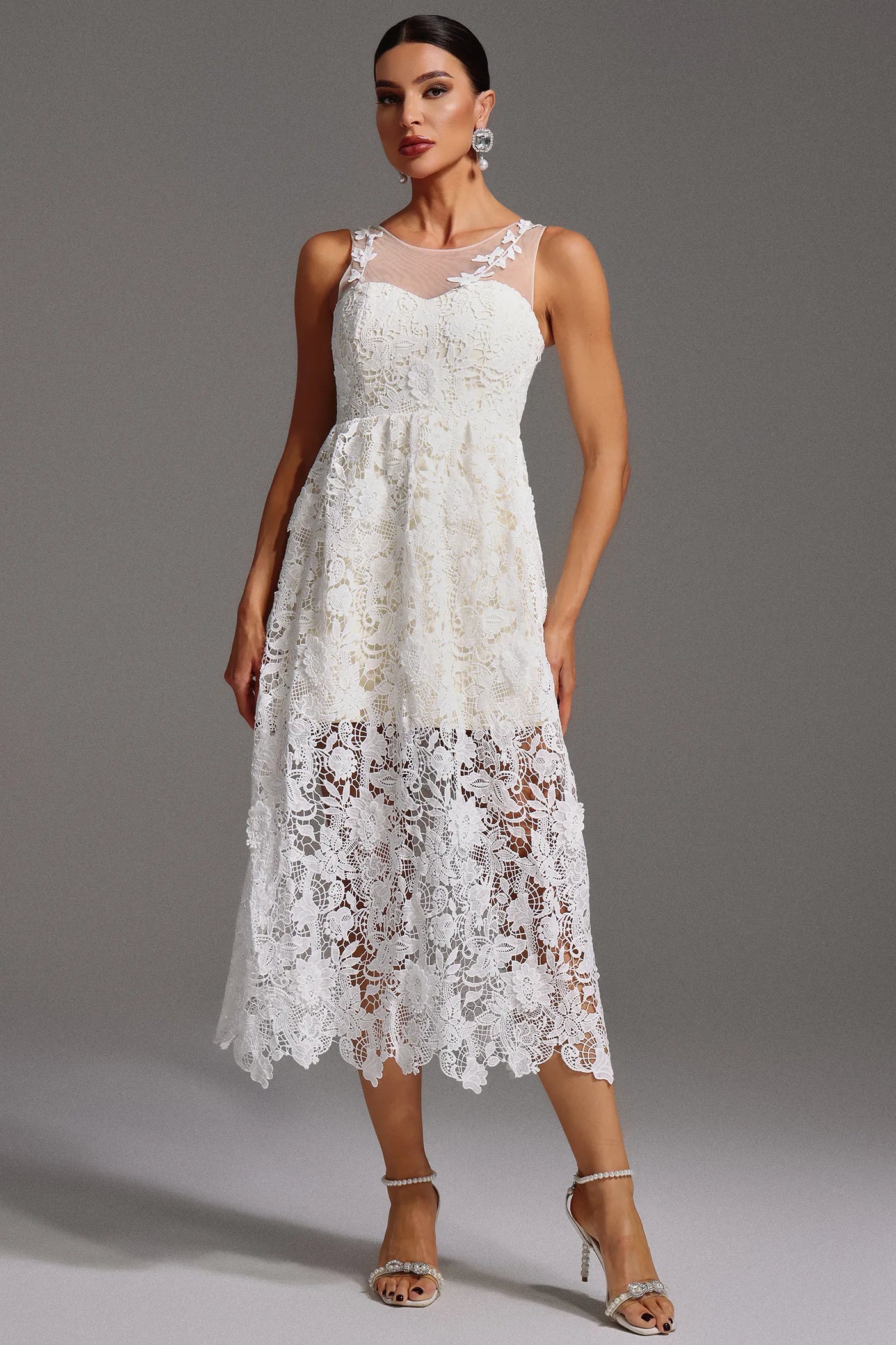 Emberson Kolsuz V Yaka Dantel Uzun Elbise