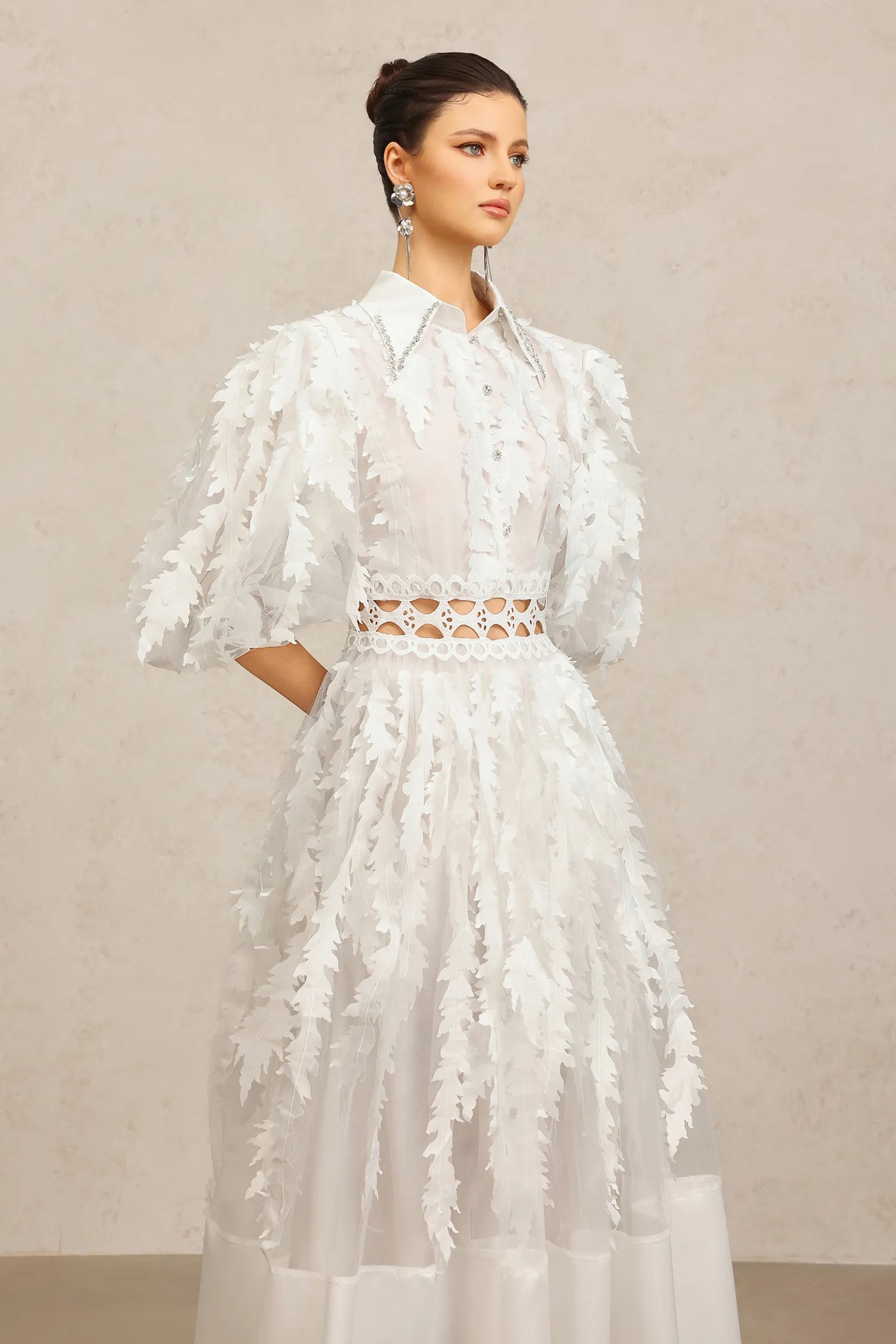 Yvonne Yakalı Dirsek Kollu Katlı Uzun Elbise