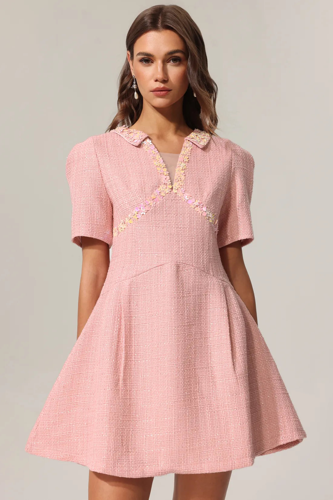 Didu V Yaka Kısa Kollu Mini Elbise