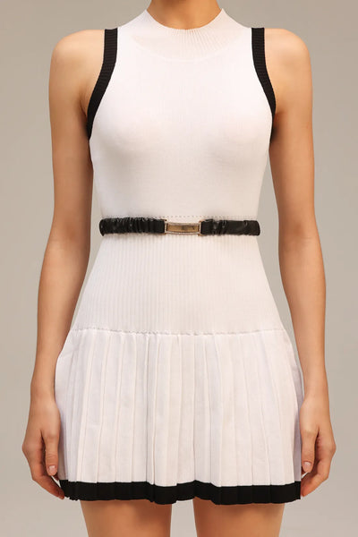 Kolsuz Kıvrımlı Mini Elbise