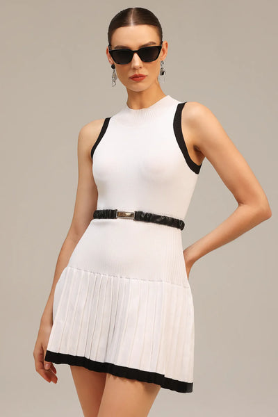 Kolsuz Kıvrımlı Mini Elbise