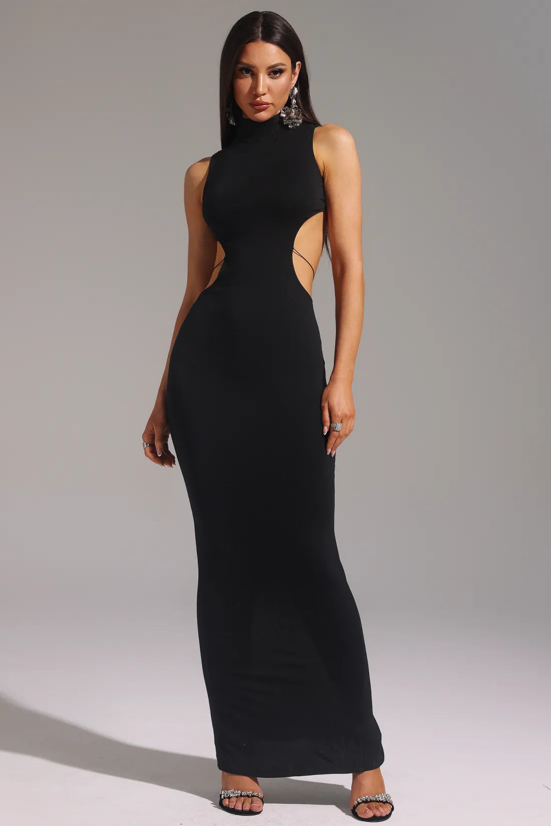 Shera Choker Kolsuz Sırtı Açık Bağcıklı Uzun Elbise