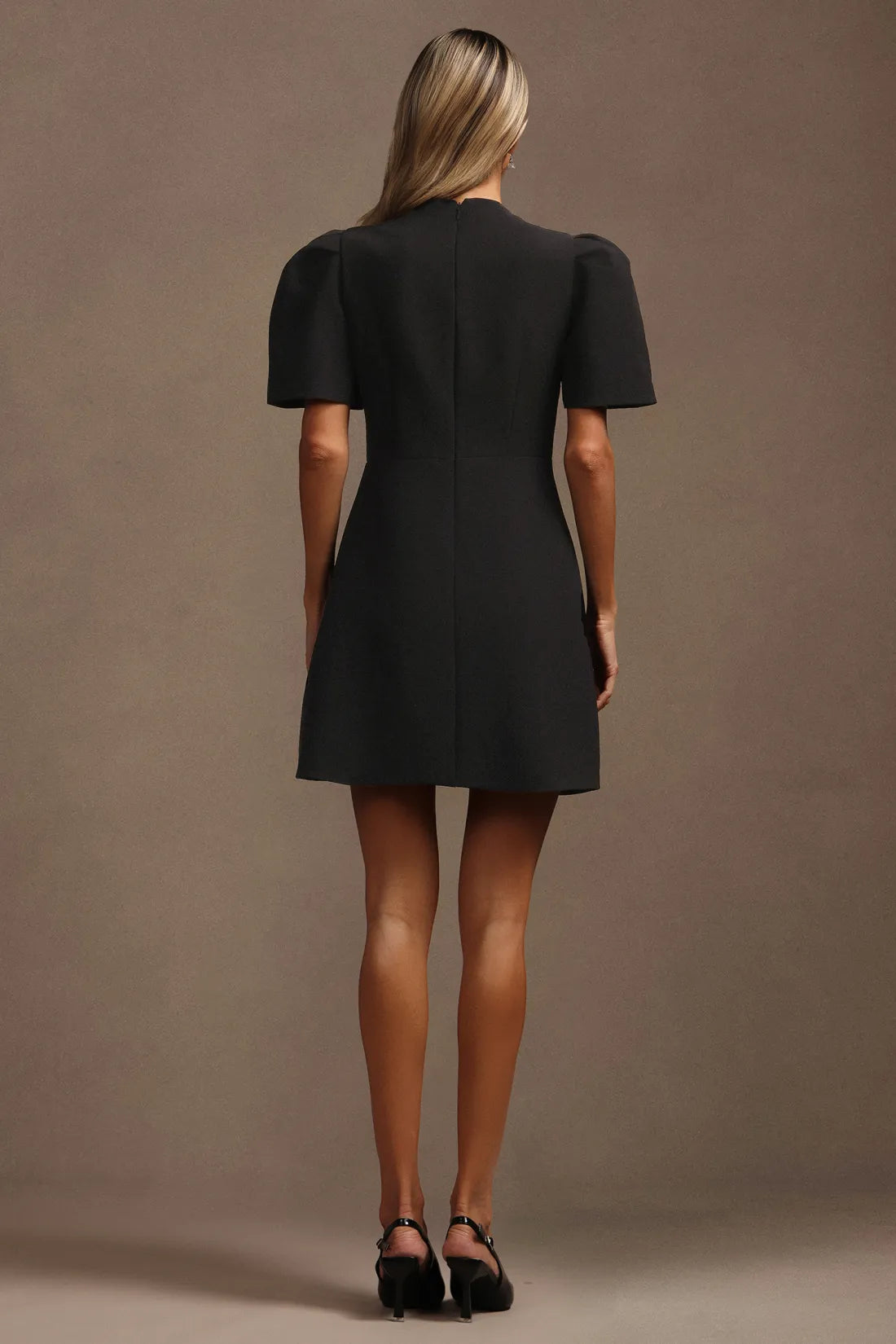 Kavaza Fiyonk Mini Elbise