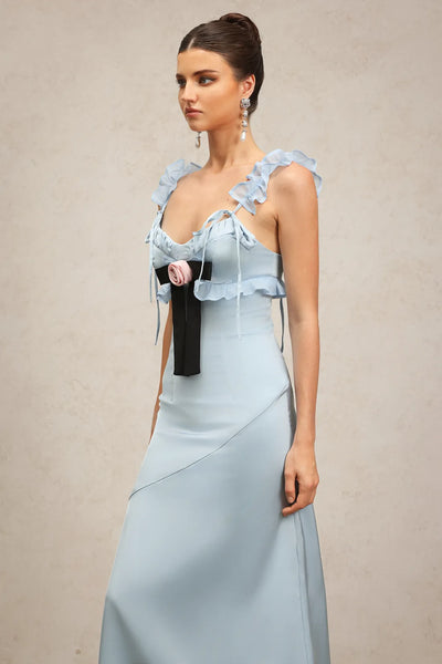 Vikiya Boyundan Bağlamalı Fırfırlı İlmek Uzun Elbise