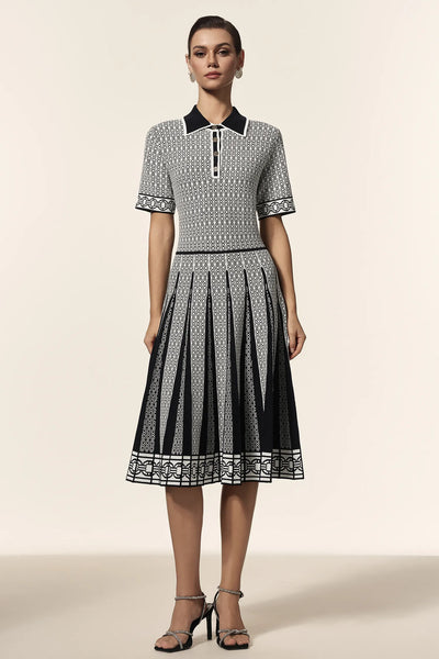 Reye Yaka Jakarlı Kıvrımlı Mini Elbise