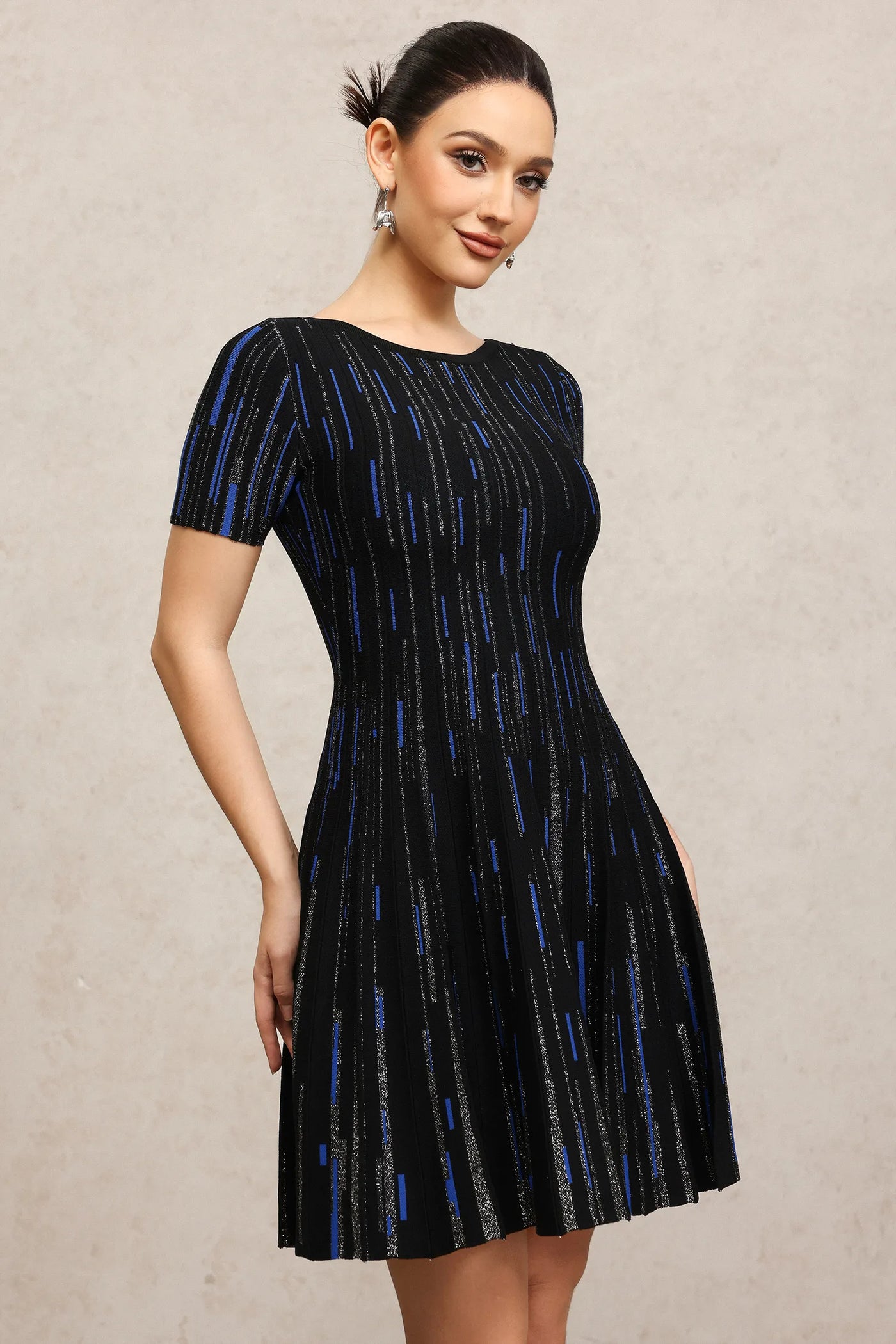 Subra Yuvarlak Yaka Mini Elbise