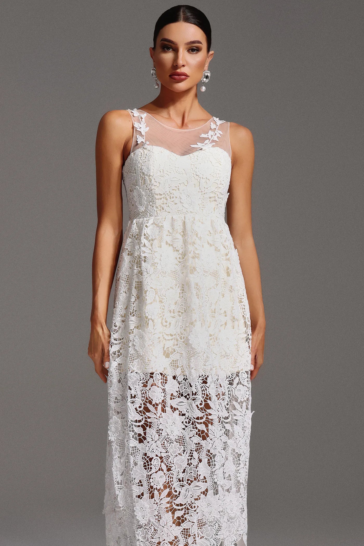 Emberson Kolsuz V Yaka Dantel Uzun Elbise