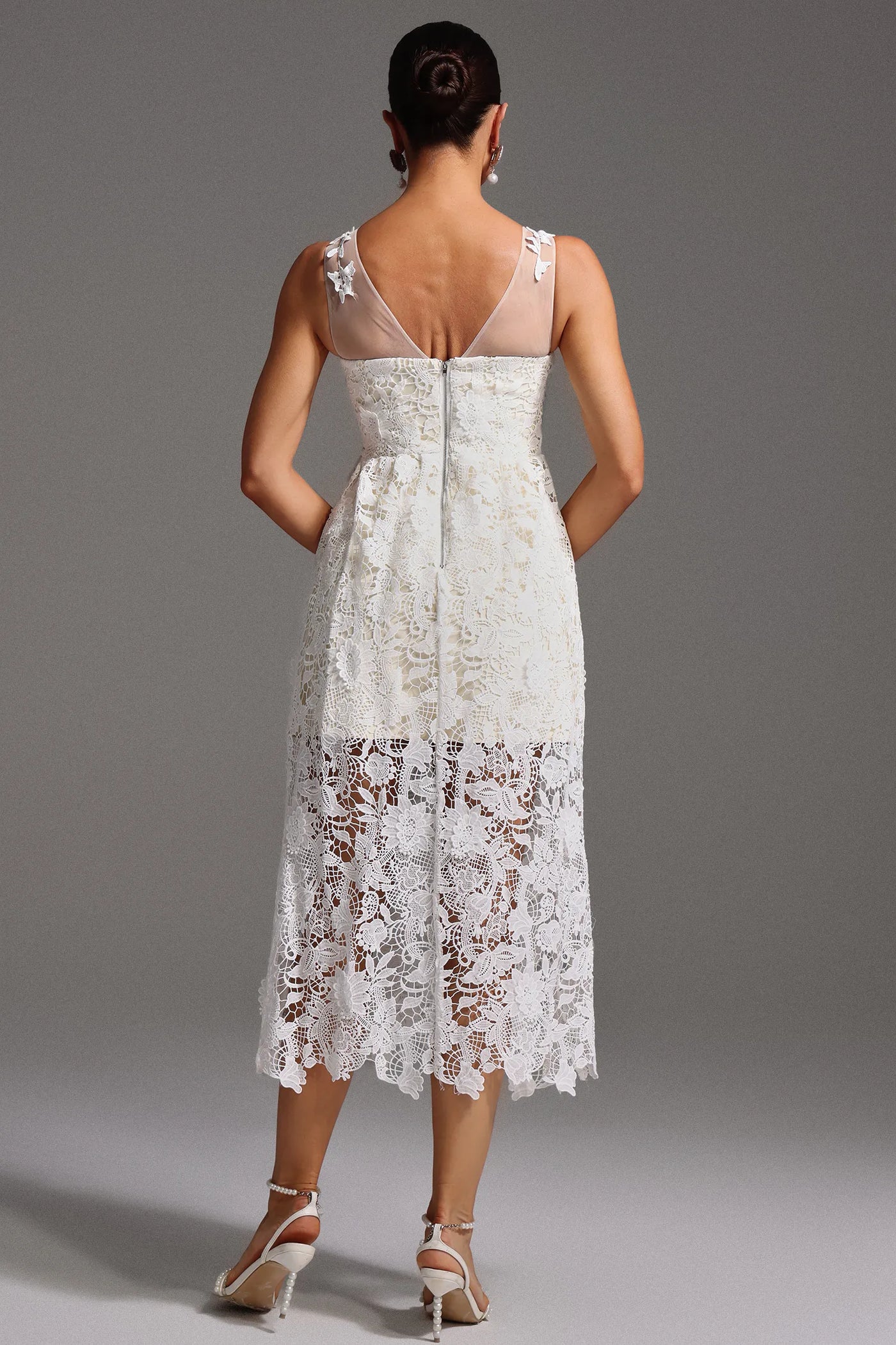 Emberson Kolsuz V Yaka Dantel Uzun Elbise