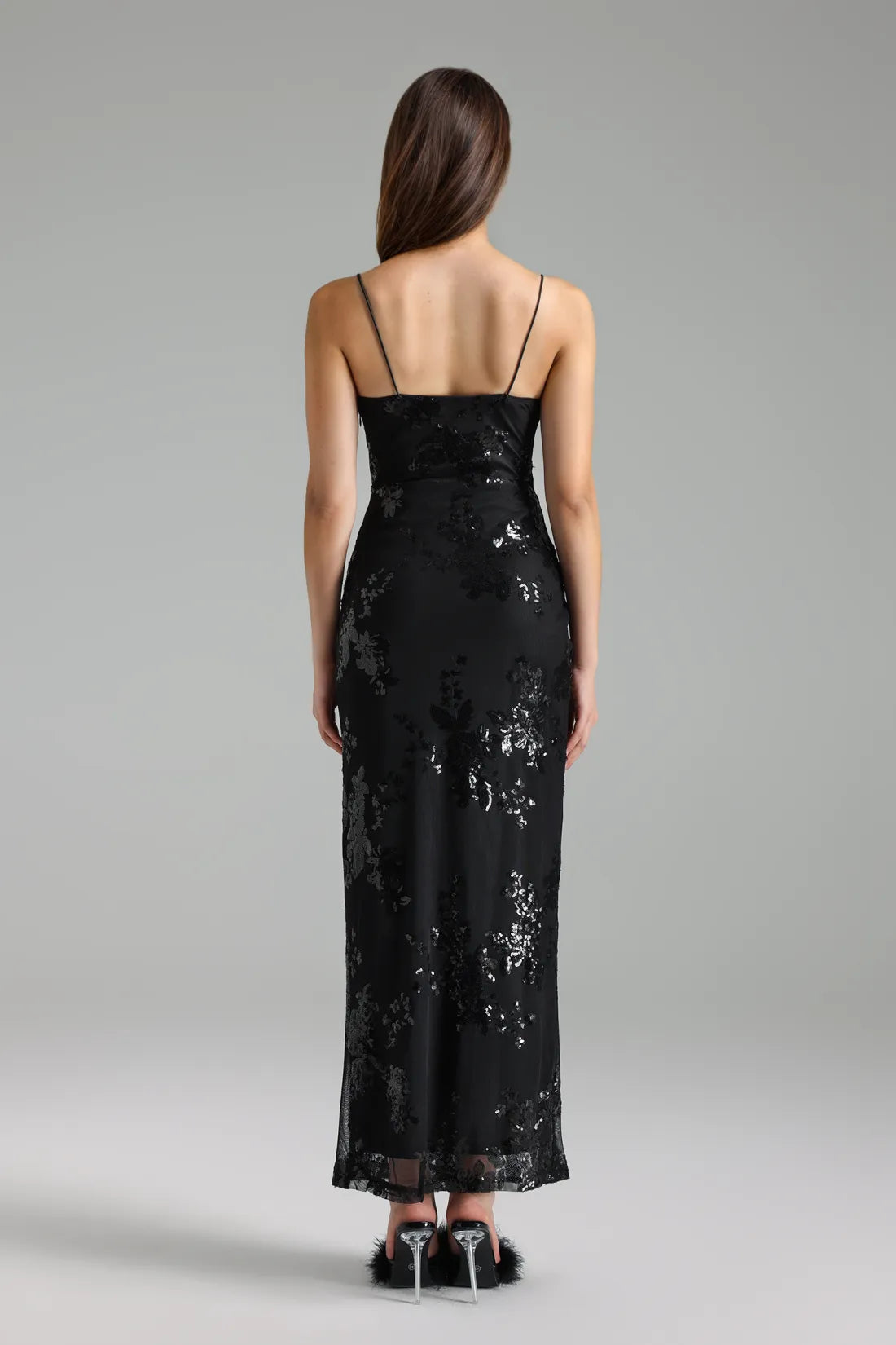 Jaylee Kolsuz Yüksek Yırtmaçlı Uzun Elbise