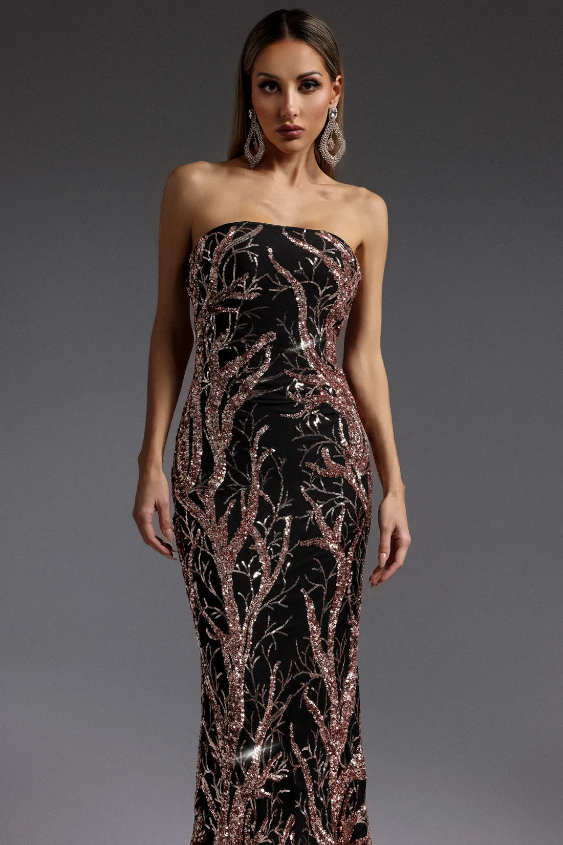 Kaylee Sleeveless Sequin Uzun Elbise