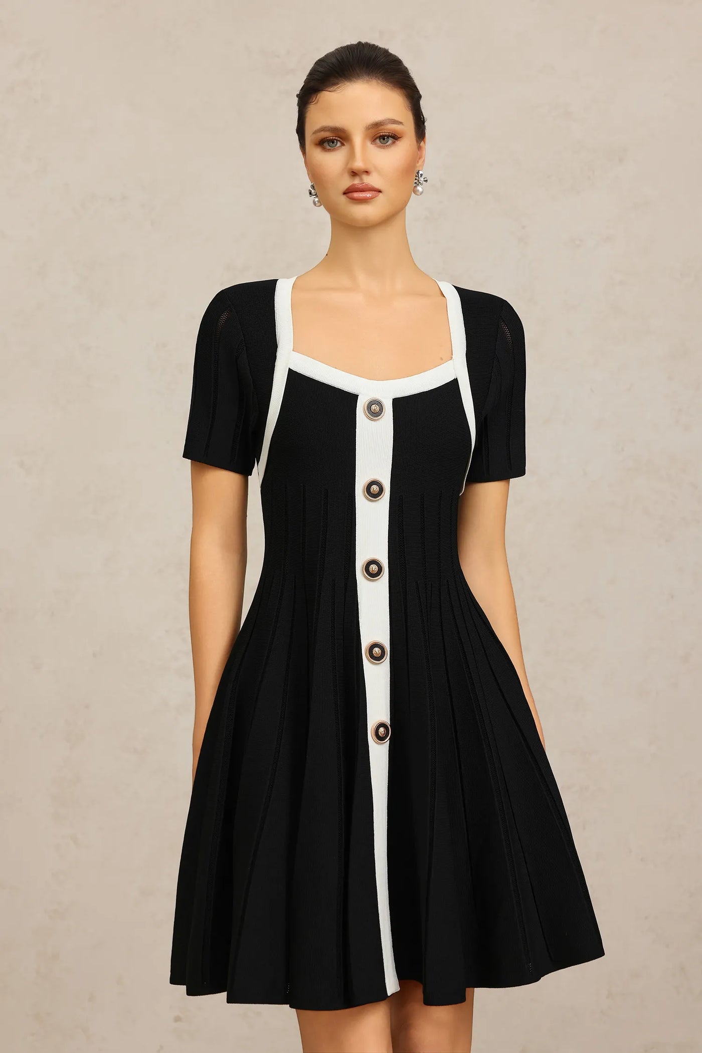 Melinda Kısa Kollu Katlı Mini Elbise