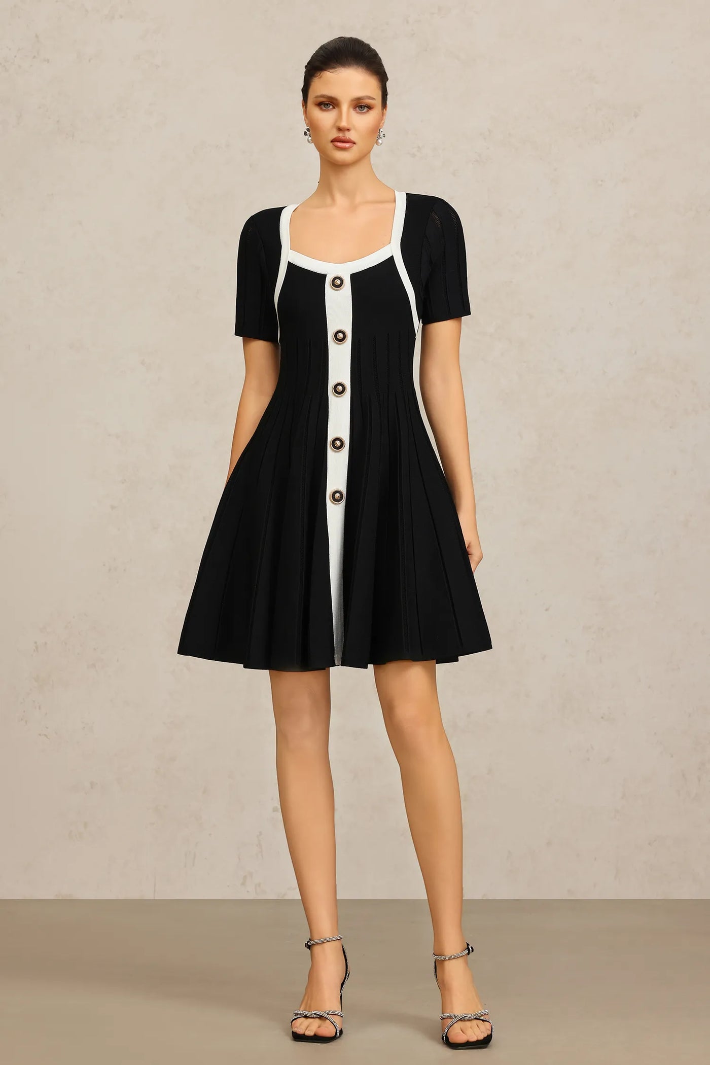 Melinda Kısa Kollu Katlı Mini Elbise