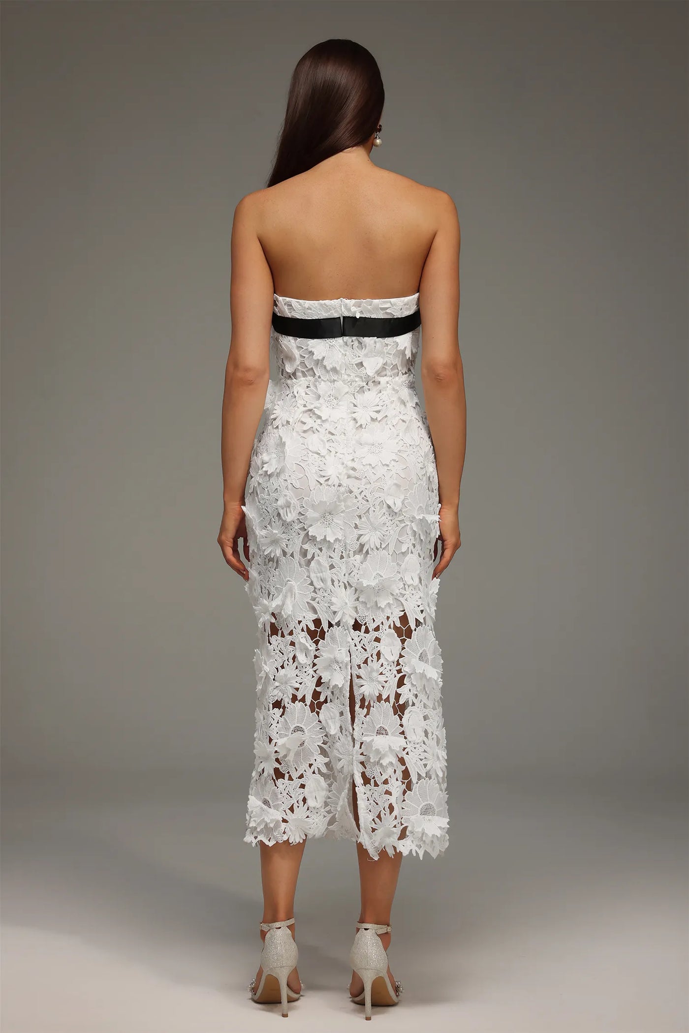 Mio Straplez Dantel Çiçekli Uzun Elbise