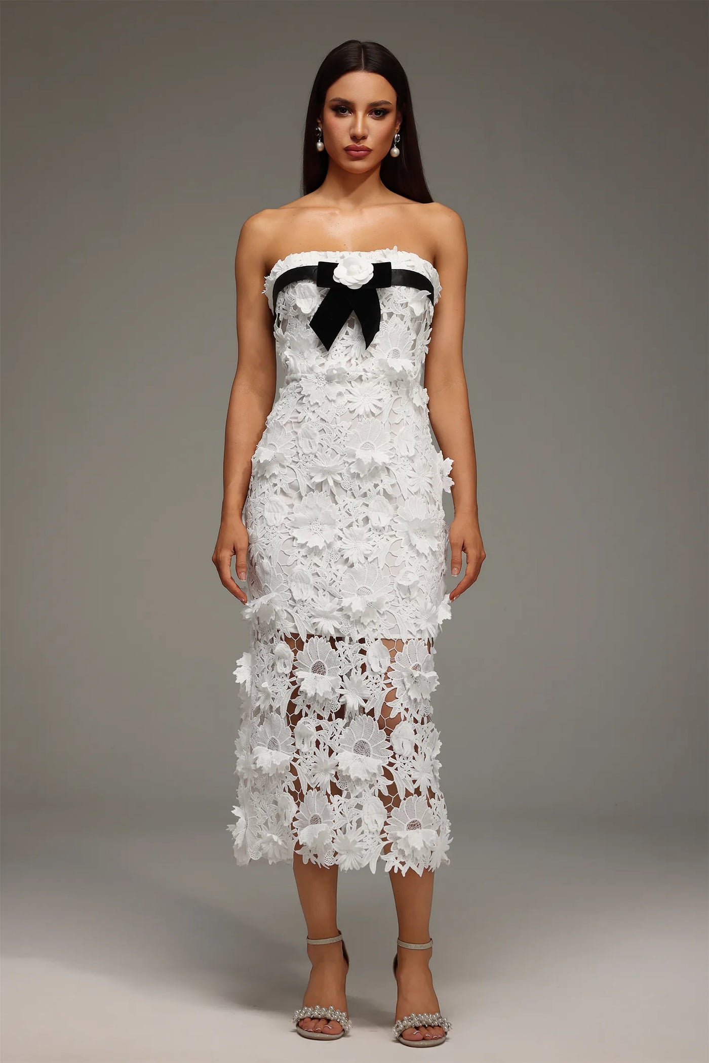 Mio Straplez Dantel Çiçekli Uzun Elbise