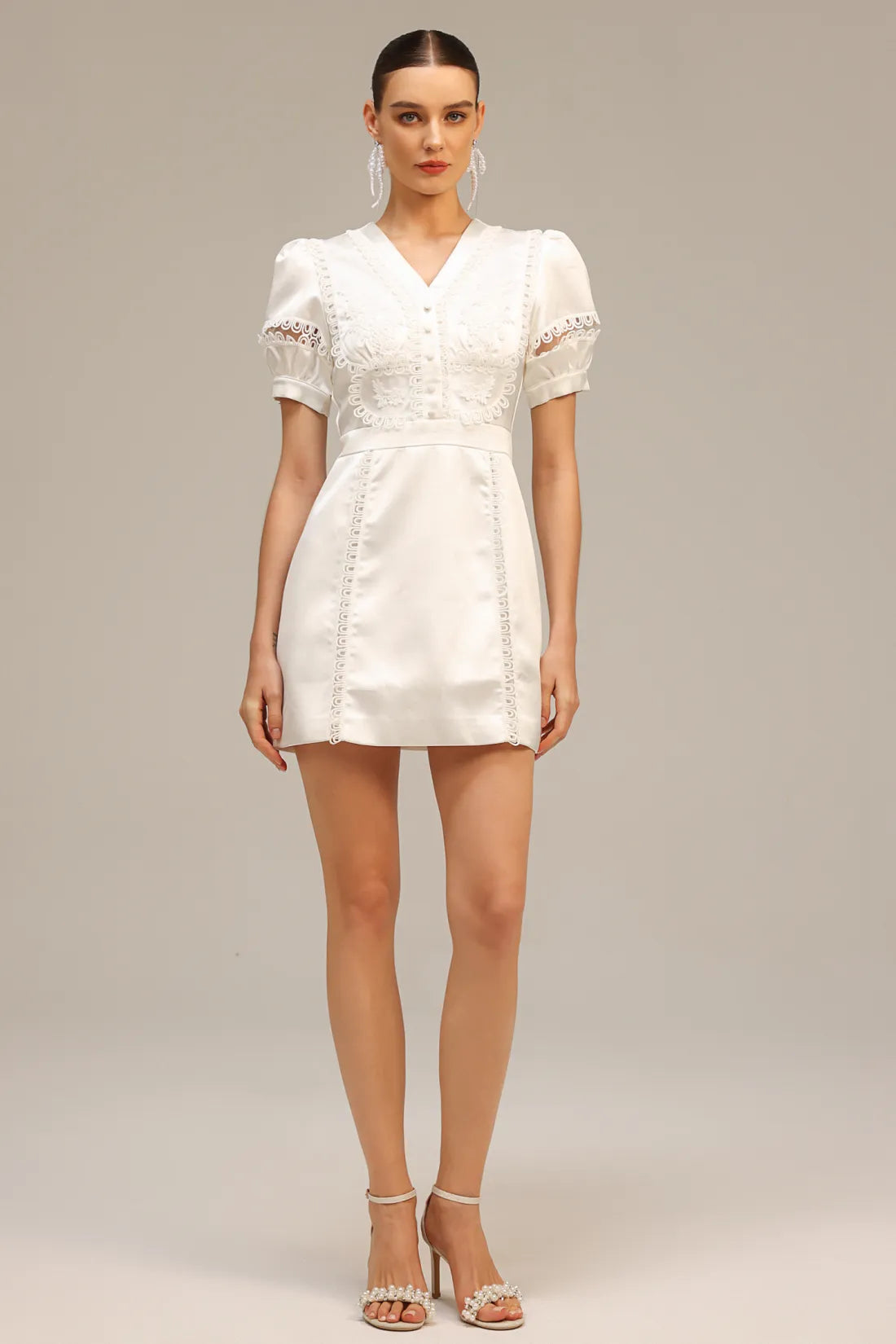 Edwina V Yaka Puf Kollu Mini Elbise